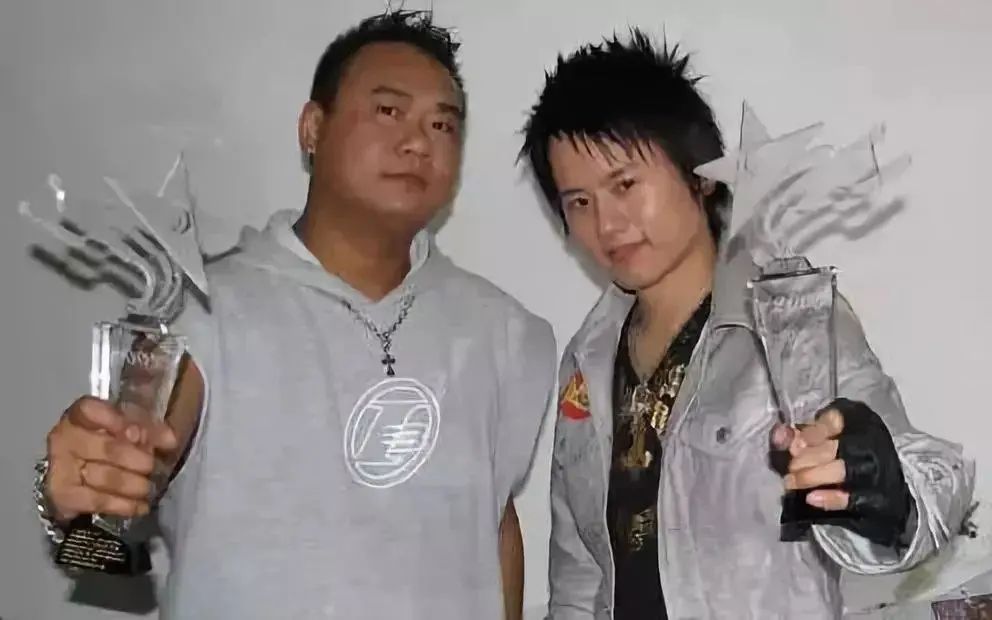 快乐男声|出轨、离婚、退出娱乐圈：曾经的顶流，终于坠落神坛