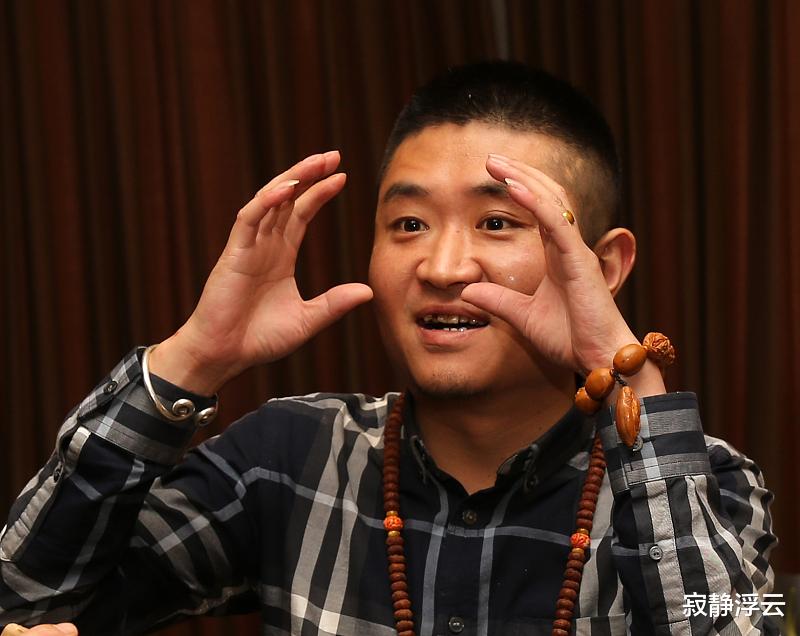 陈慧琳|青曲社分店开张，装修豪华令人咂舌，苗阜直言我还活着