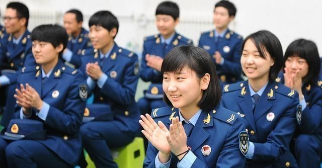 雪落无尘谈|大学生当两年义务兵退伍可以拿多少钱？应征青年和父母须知