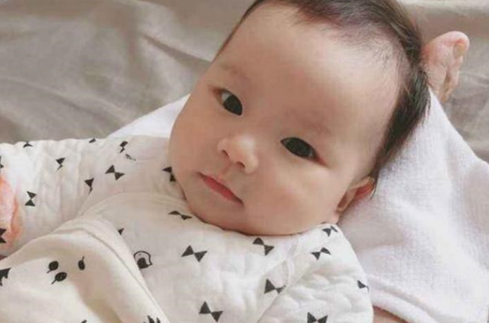 糖果的妈妈|远房亲戚来看孩子,宝宝见到对方却大哭不止,这种情况家长别害怕