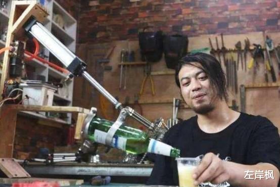 左岸枫 从焊工到千万网红,“无用爱迪生”手工耿的逆袭之路