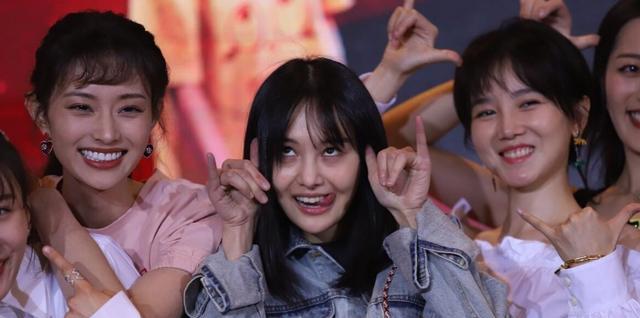 郑爽|郑爽孩子抚养权庭审：她想彻底和张恒割裂，庭审5小时后逻辑混乱