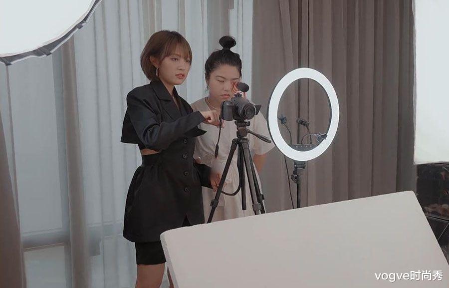 心动的信号第四季|心动的信号4:嘉宾职业曝光,男1是公司董事长,女5还在上大学