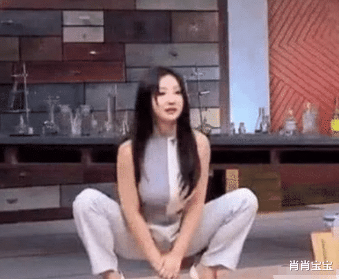 柳岩|为何到现在还无人敢娶40岁的柳岩？看到她做深蹲，瞬间明白了！