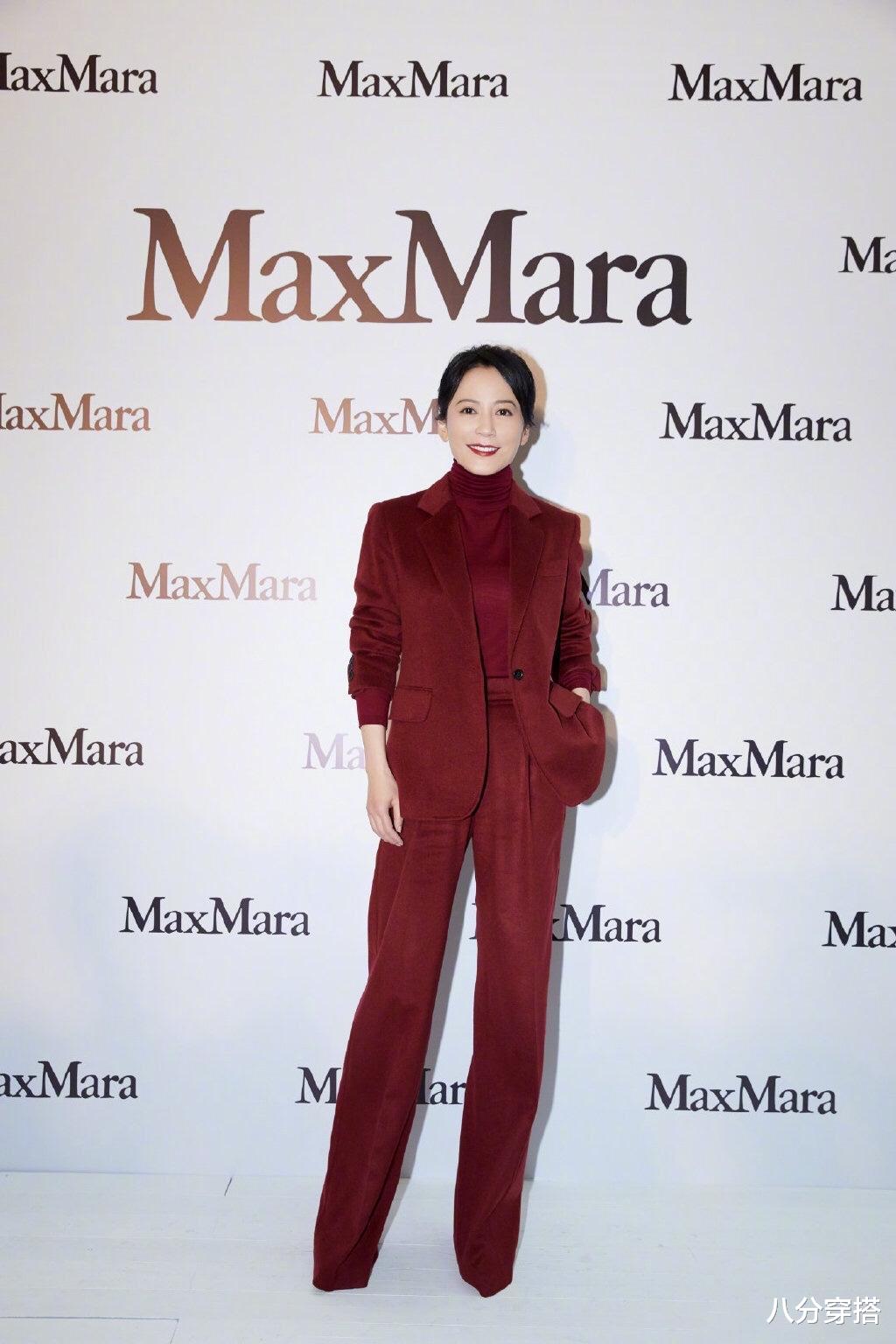 衬衫|俞飞鸿真是“冻龄女神”，白衬衫配黑色半裙知性利落，高级感爆棚