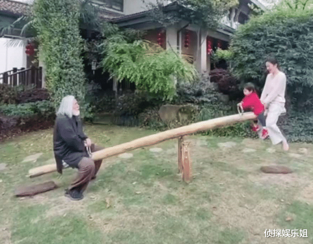 张纪中|张纪中与小31岁娇妻牵手秀恩爱，被讽像父女后霸气回怼：我夫人