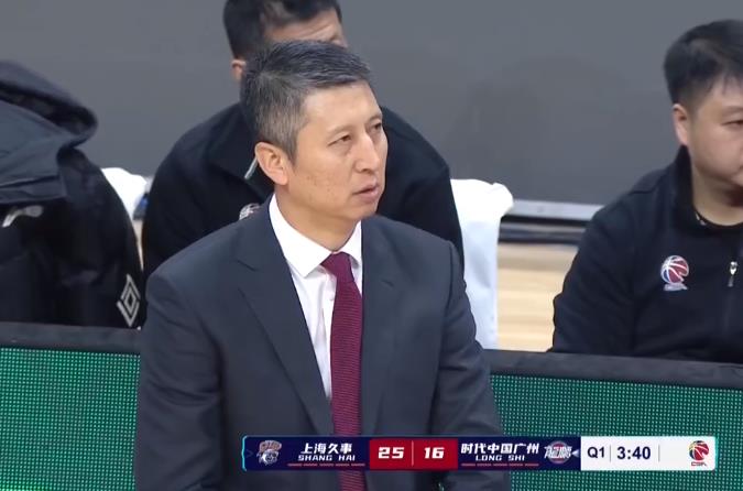 上海男篮|父子局！上海队5上5下，李春江打富余仗，李京龙交给郭士强更好