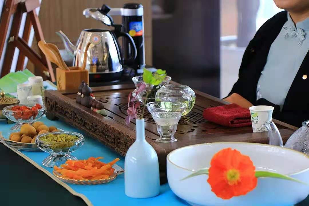 南充城市之窗 南充：维权！开发商店大欺客？还是顾客无理取闹？