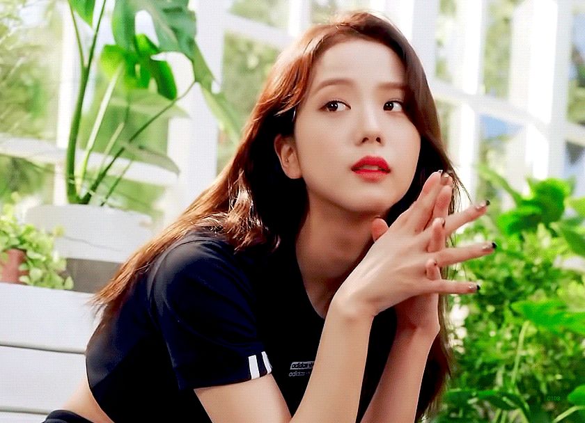 刘昊然|“人间四月”金智秀：曾首部女主戏却遭抵制，颜值一度超越实力