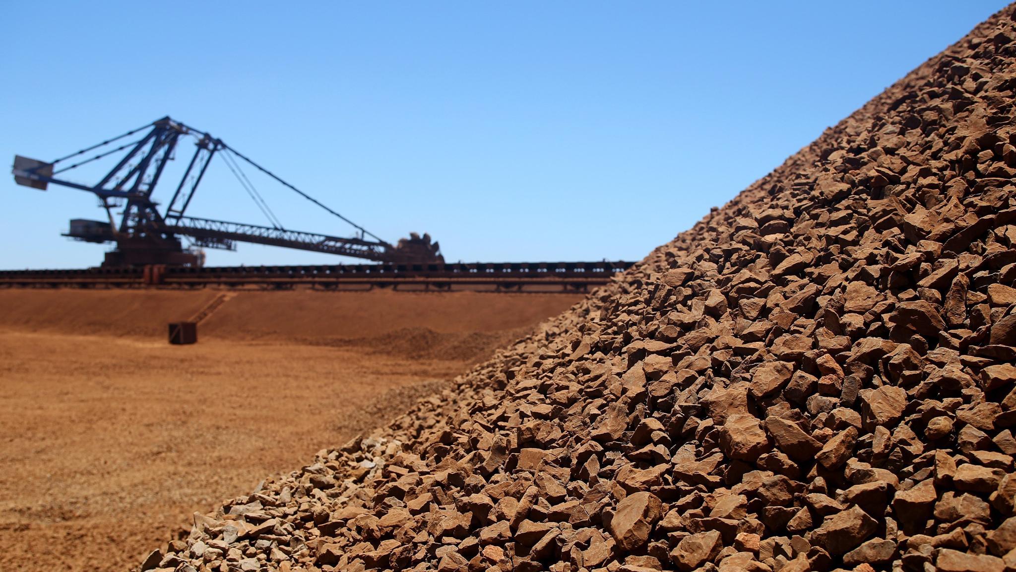 鐵礦石價格“腰斬”！巴西先扛不住減產400萬噸，全球都緊盯中企-圖4