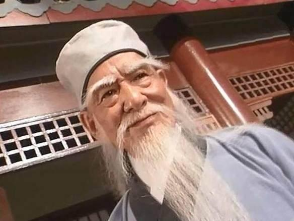 天龙八部|《天龙八部》扫地僧：新版一言难尽，03版导演客串，75岁的他最贴脸