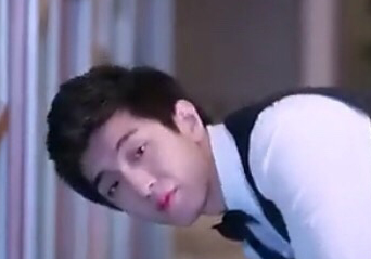 金瀚|女友管越严就越想找外围？新年第一瓜我吃吐了