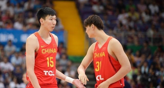 清浅微笑的我|亚洲杯12人大名单基本确定！中国男篮或遭遇滑铁卢，杜锋保五争三
