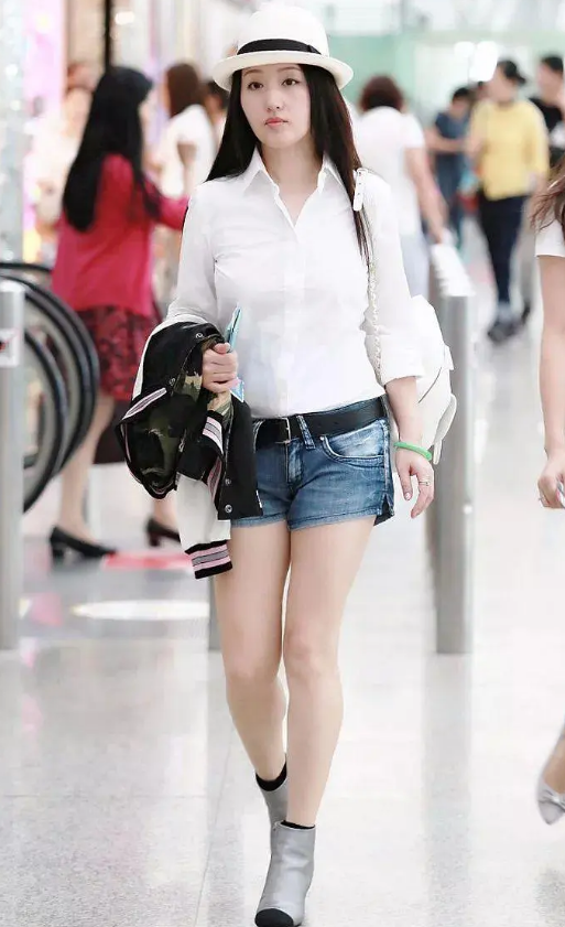 张艺兴|没想到吧！这5位女明星身高虽不超160，却一个比一个红