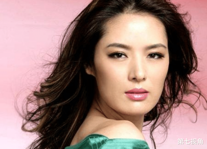 第七视角 中国第一名模，当红时被央视导演抛弃，靠种地身家10亿却无人敢娶