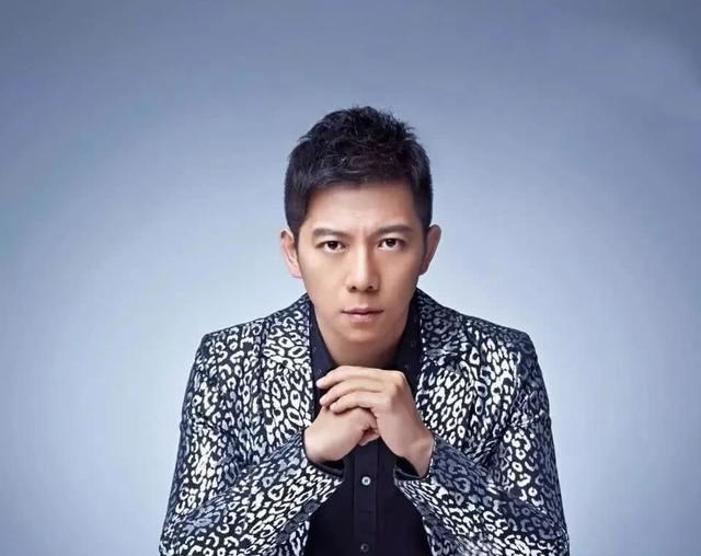 张若昀|世间再无“羽泉”！胡海泉出事，旗下公司突遭强制执行2115万