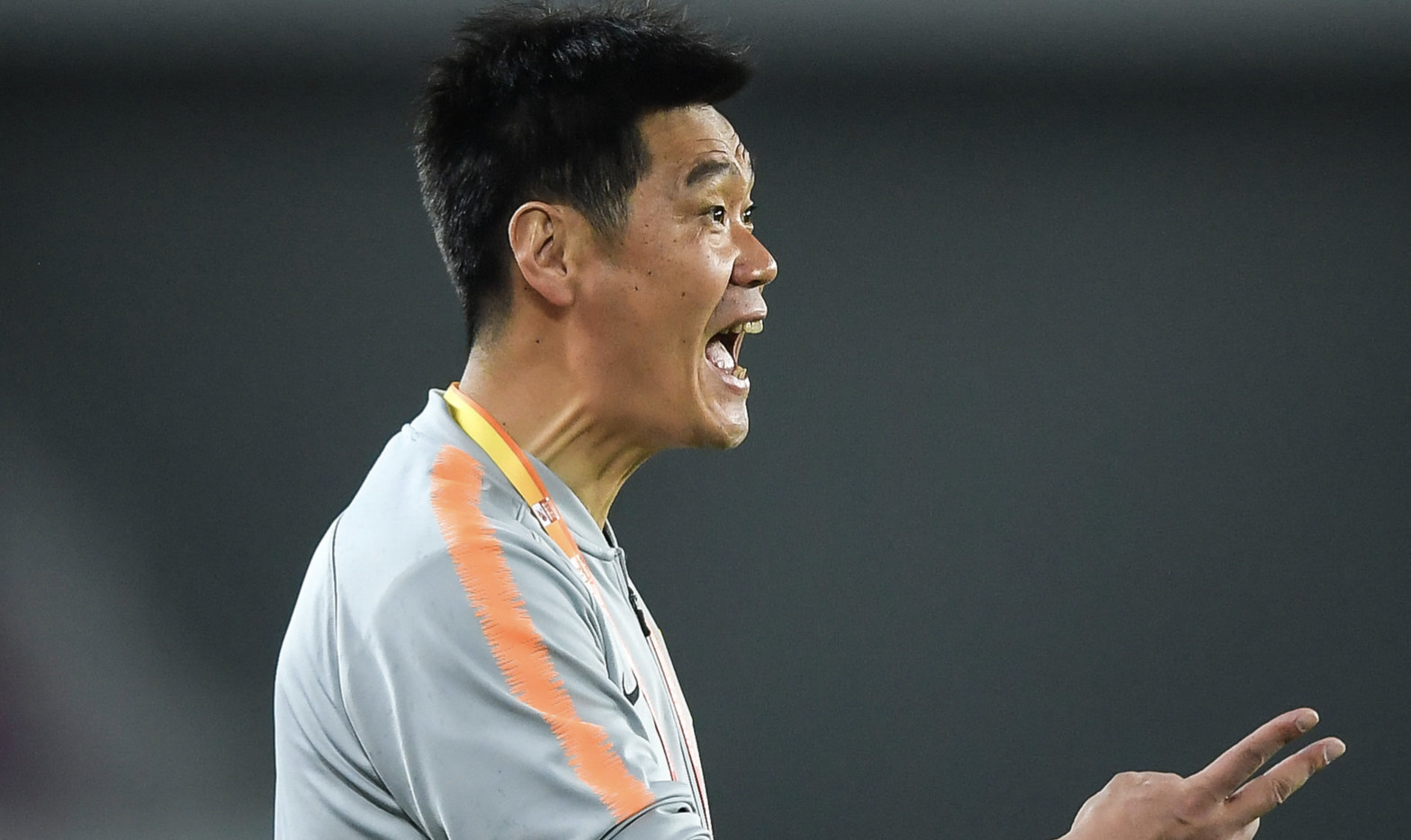 李霄鵬|國足新任主帥李霄鵬再做決定，即將趕往爛攤子，或做出無用功