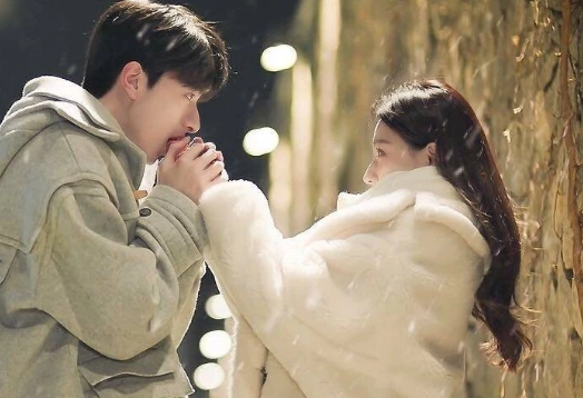 司藤|近期播放量过亿的8部剧，《司藤》仅排第2，榜首20亿太厉害