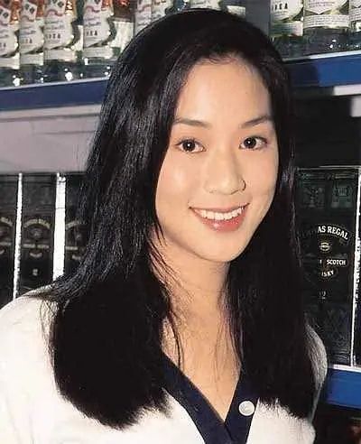 徐子淇|她被誉为“生育机器”，李家诚花10亿把她娶回家，8年生了4个孩子