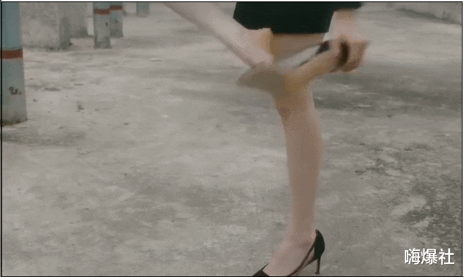 倪妮|倪妮的神仙身材全靠垫？！路人镜头下，圆肩骨盆前倾X腿一样没落…