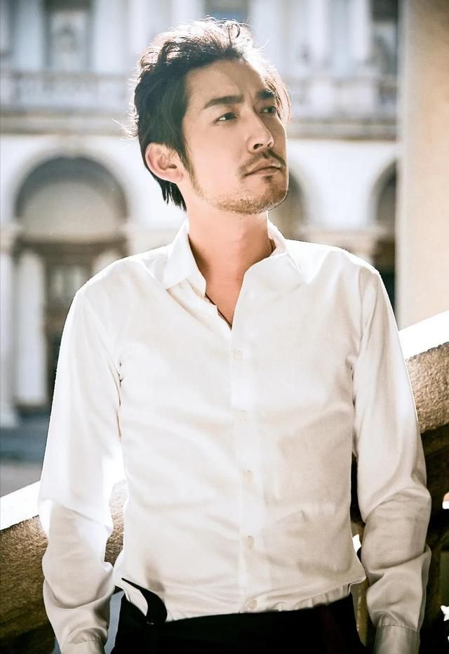 谢霆锋|马伊琍：就这样被4个男人“一渣再渣”，不知她可曾后悔过？