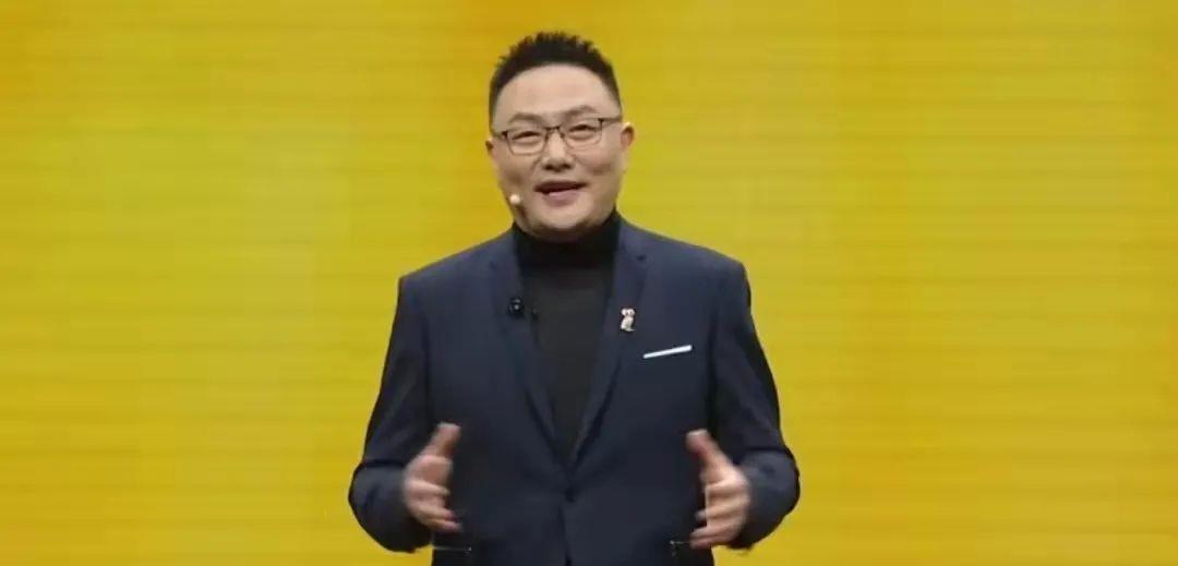 间谍|罗振宇跨年演讲损失或超1600万，网友纷纷点赞，这是为何？