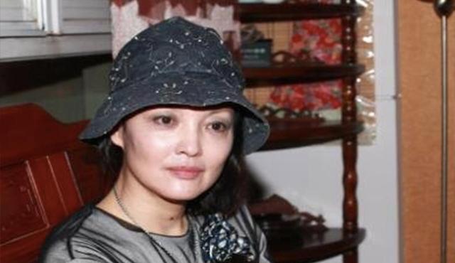 张纪中|70岁还能再当爹，让女儿伺候小4岁后妈，张纪中为啥这么“潇洒”