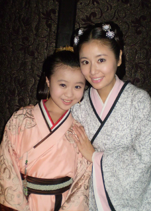 张嫣|还记得《美人心计》里小皇后张嫣吗？今23岁，“筷子腿”太抢眼