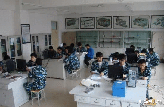 帅妈育儿经|“本科生”VS“专科生”，专科生也算大学生吗？教育部作出回应