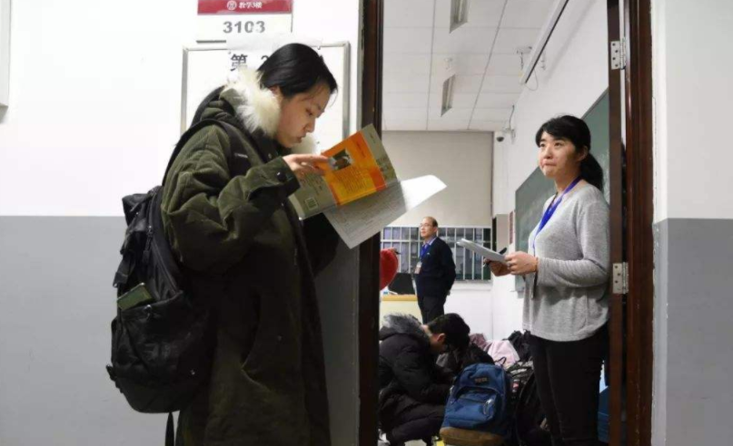 签证|考研“弃考”成常态，努力备考却选择放弃，这究竟是何原因？