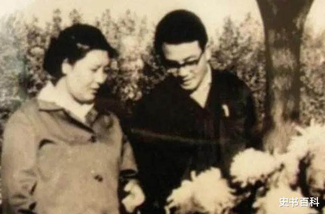 斛珠夫人|一代美神杨丽坤精神失常，28岁未婚，因药物关系一度胖到180斤