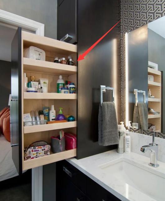 越来越多人装修都做这种夹缝柜，我家卫生间做了，收纳量大一倍！