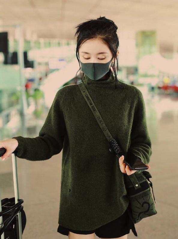 电视剧|王子文真懂“扬长避短”，穿短裤玩下衣失踪，鞠婧祎真该好好学学