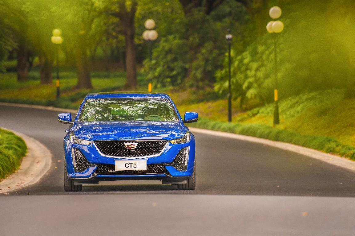 凯迪拉克 再创豪华汽车品牌销量佳话！凯迪拉克超越沃尔沃碾压林！