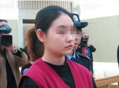 北京一19岁女模特,为给男友买豪车诈骗奥运冠军上百万,法院判了
