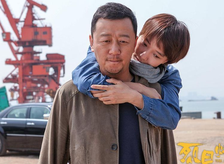 郭涛|54岁郭涛现身直播带货?人气惨淡状态不佳,满脸褶子违和感重