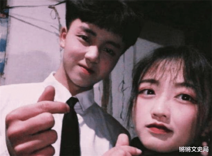 梁小友|《变形计》里的“神仙妹妹”：高中辍学后当网红，浓妆艳抹引质疑