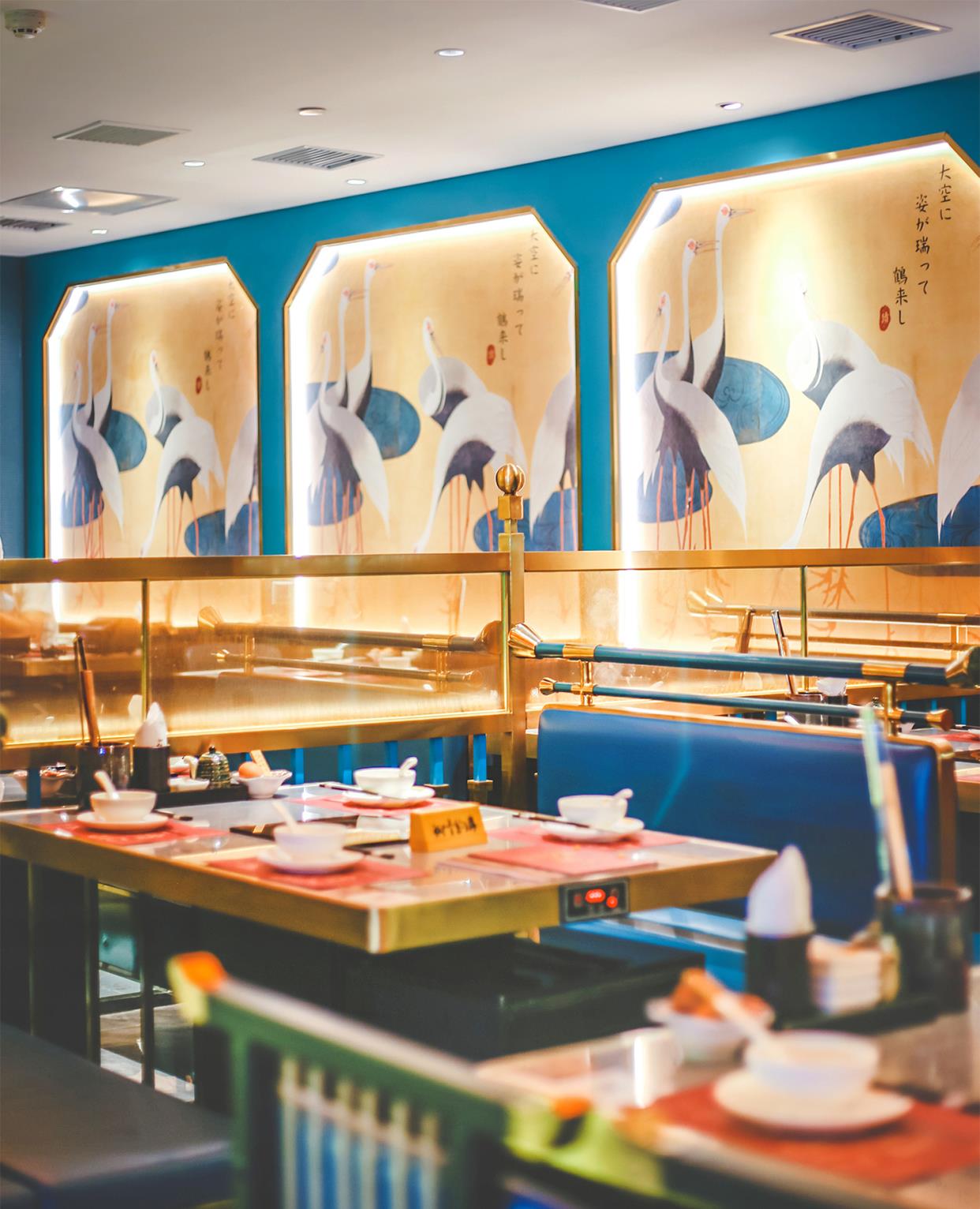 奶球妈咪聊|魔都排队王来南昌了，澳洲和牛畅吃，海鲜不限量，矿泉水都是依云