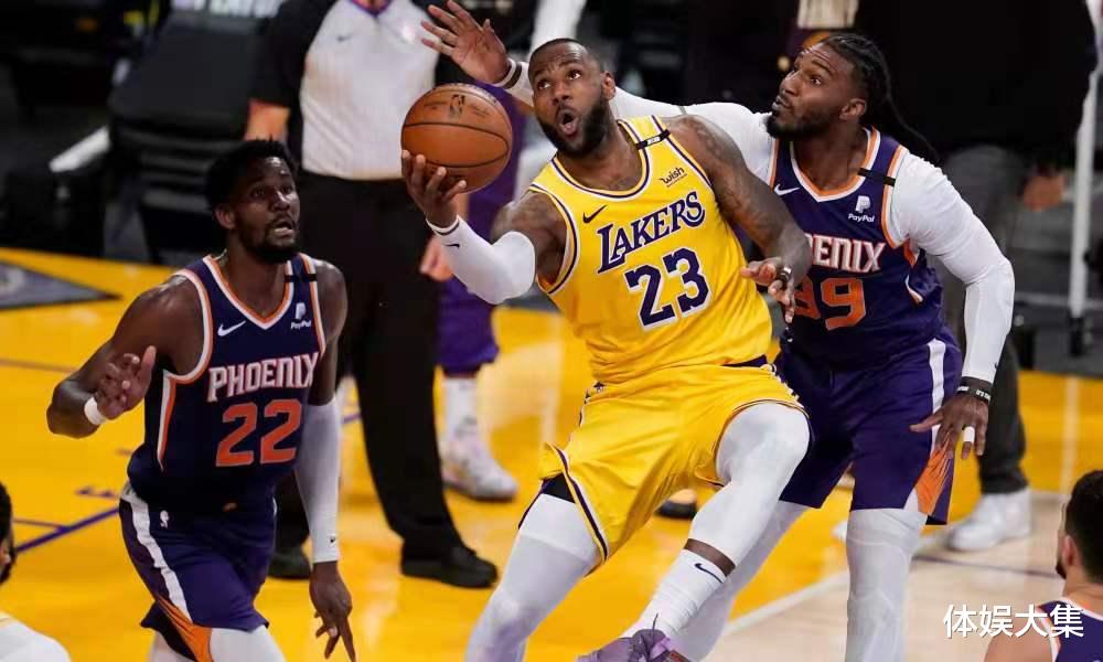 勒布朗·詹姆斯|詹姆斯差7分提前放弃比赛引起质疑？詹姆斯：当时比赛已结束了！