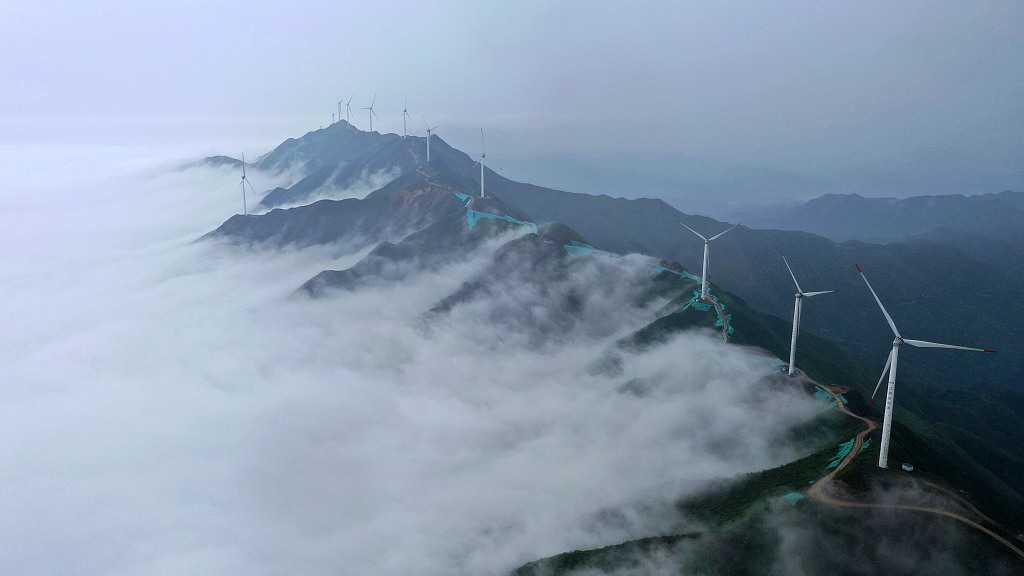 赣鄱视界 阳春四月，江西吉安天湖山景区出现云海景观