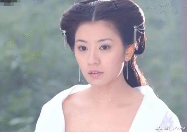 武则天|10版武则天对比：咏梅憔悴刘嘉玲扮相雷人，只有刘晓庆堪称经典？