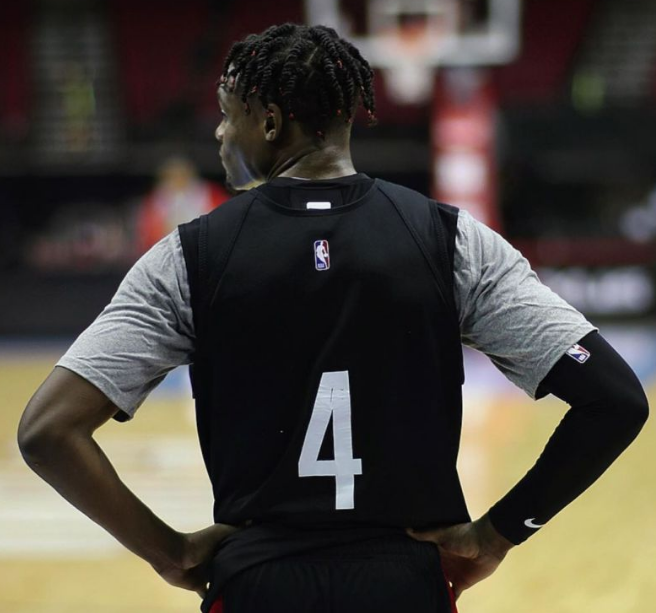 斯通|斯通放话后火箭1胜3负，休城八将或被交易，五位新人有培养价值