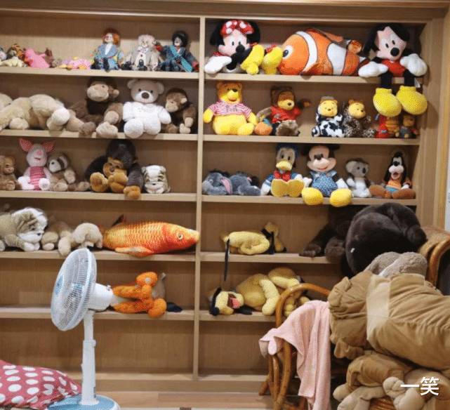 陈松勇|陈松勇灵堂首曝光，将采用树葬方式下葬，遗照露齿灿笑传递乐观