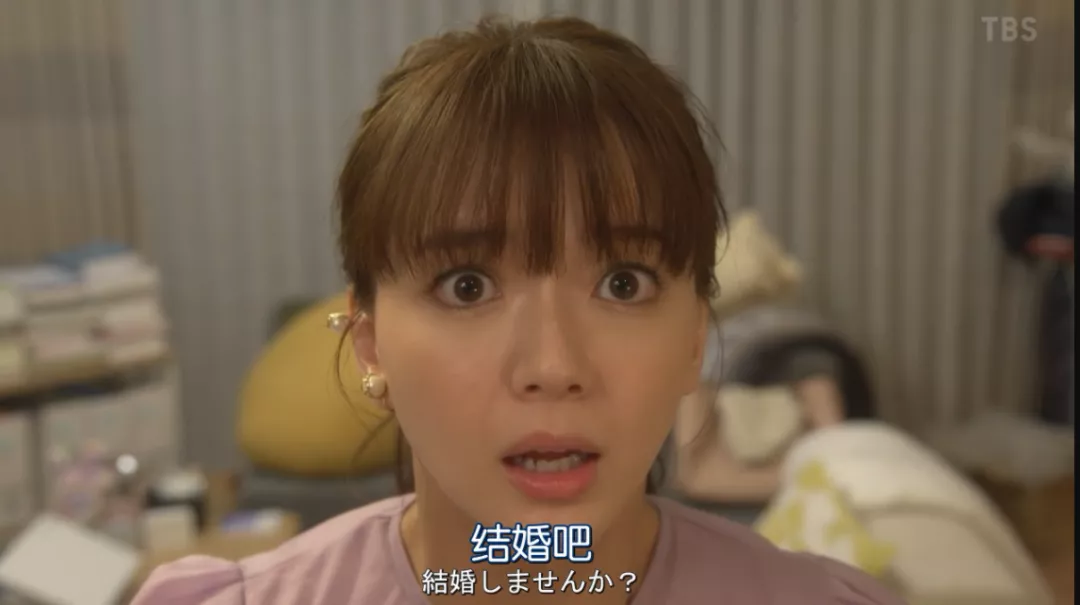 圣诞节|刚生完第一个孩子，她就火速复出了