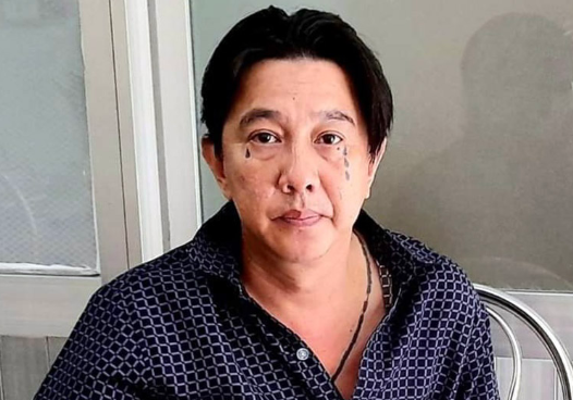 民生播报 越南一儿童医院门前发生持刀砍人事件，目前嫌疑人已落网！