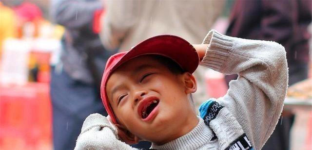 壹星科技苑 儿子被罚抄“足”字，宝妈拍照上传后走红，网友笑翻：有内味儿了