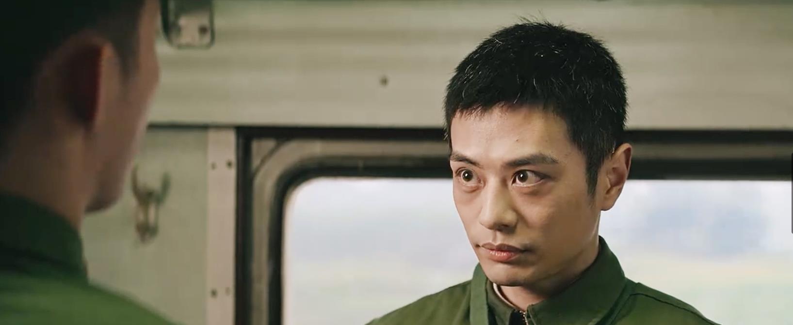 宋祖儿|饱受争议的《王牌部队》:看似诚意,但终究是裹挟年代剧的偶像剧