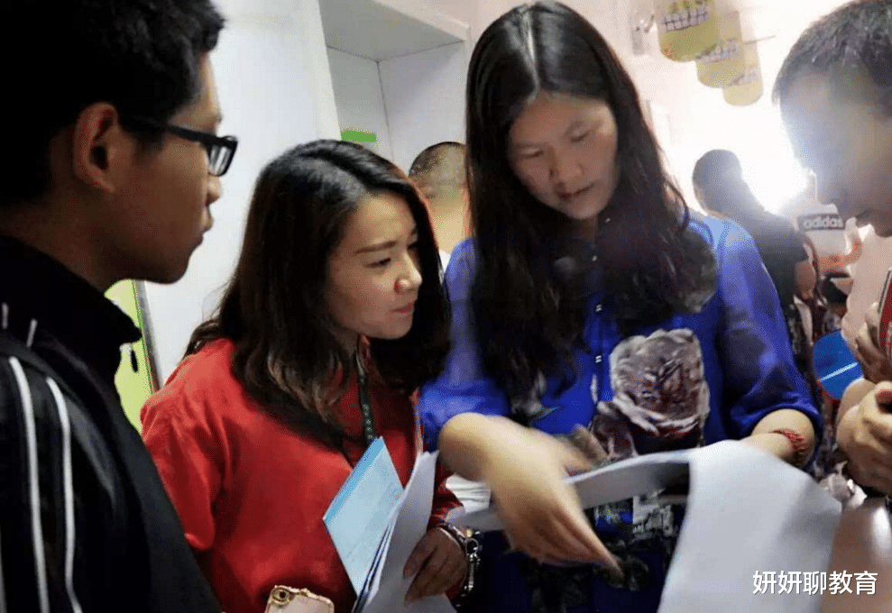 |男生不愿娶的女生职业排行榜，榜首“出乎意料”，护士无缘前5