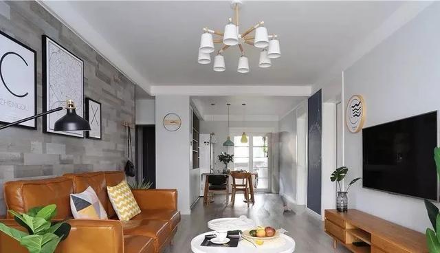 客厅不吊顶走石膏线，好看吗？原因是什么？还可以怎么装修？