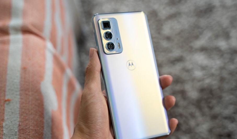 摩托罗拉|配置几乎堆满!售价2500元左右的两款手机,正确选择不后悔